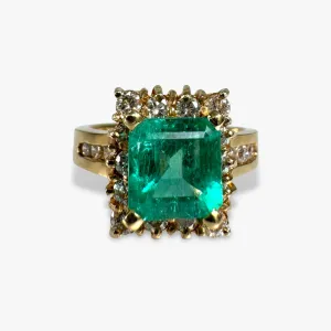 18k Yellow Gold Asscher Cut Emerald and Diamond Vintage Ring