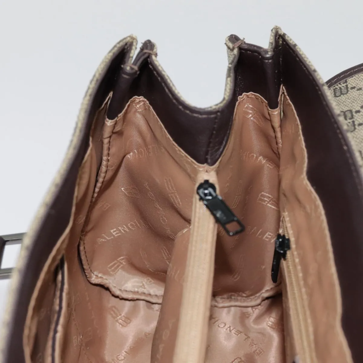 Balenciaga Beige Leather Bag