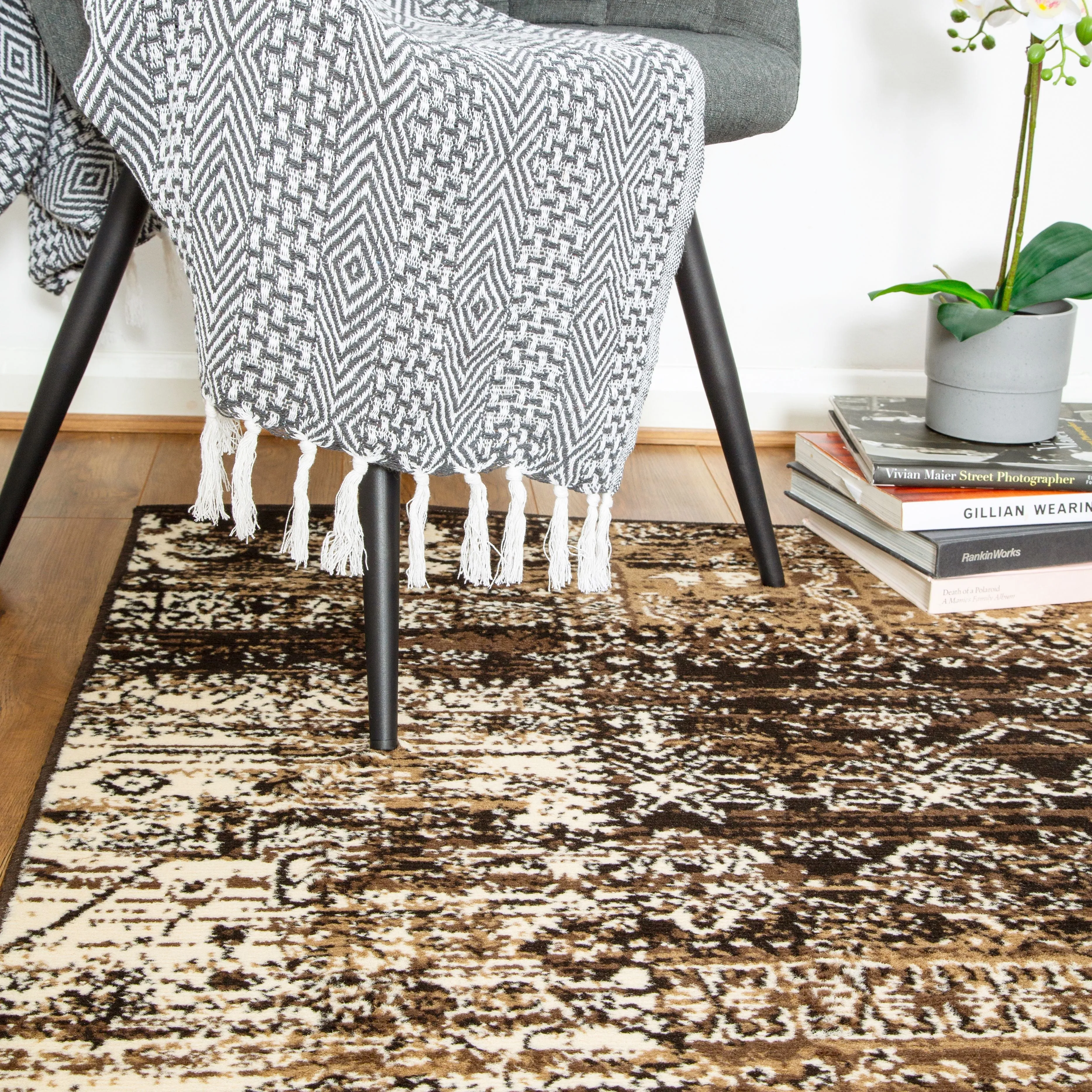 Cacao Vintage Style Patch Work Pattern Rug - Texas