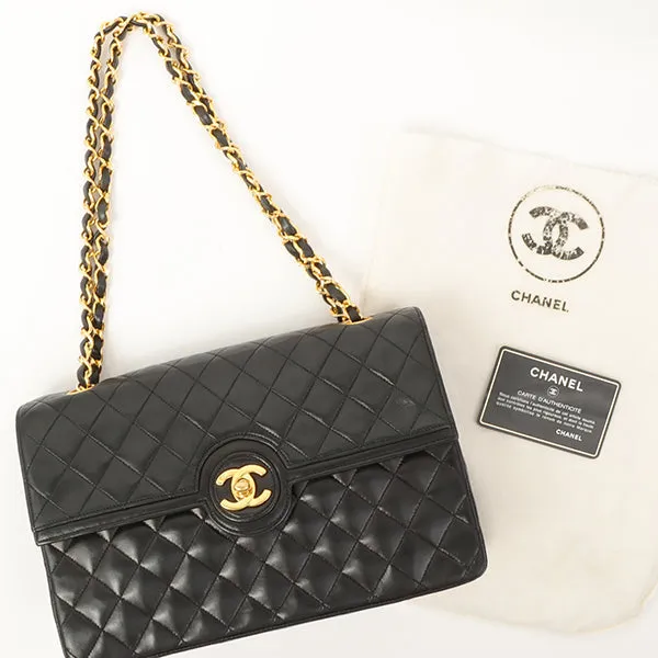 Chanel Around 1990 Made Design Flap Turn-Lock Chain Bag Black