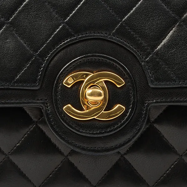 Chanel Around 1990 Made Design Flap Turn-Lock Chain Bag Black