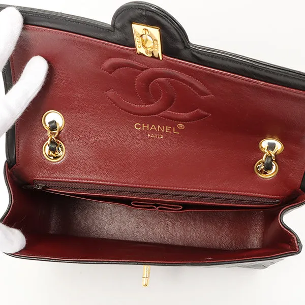 Chanel Around 1990 Made Design Flap Turn-Lock Chain Bag Black