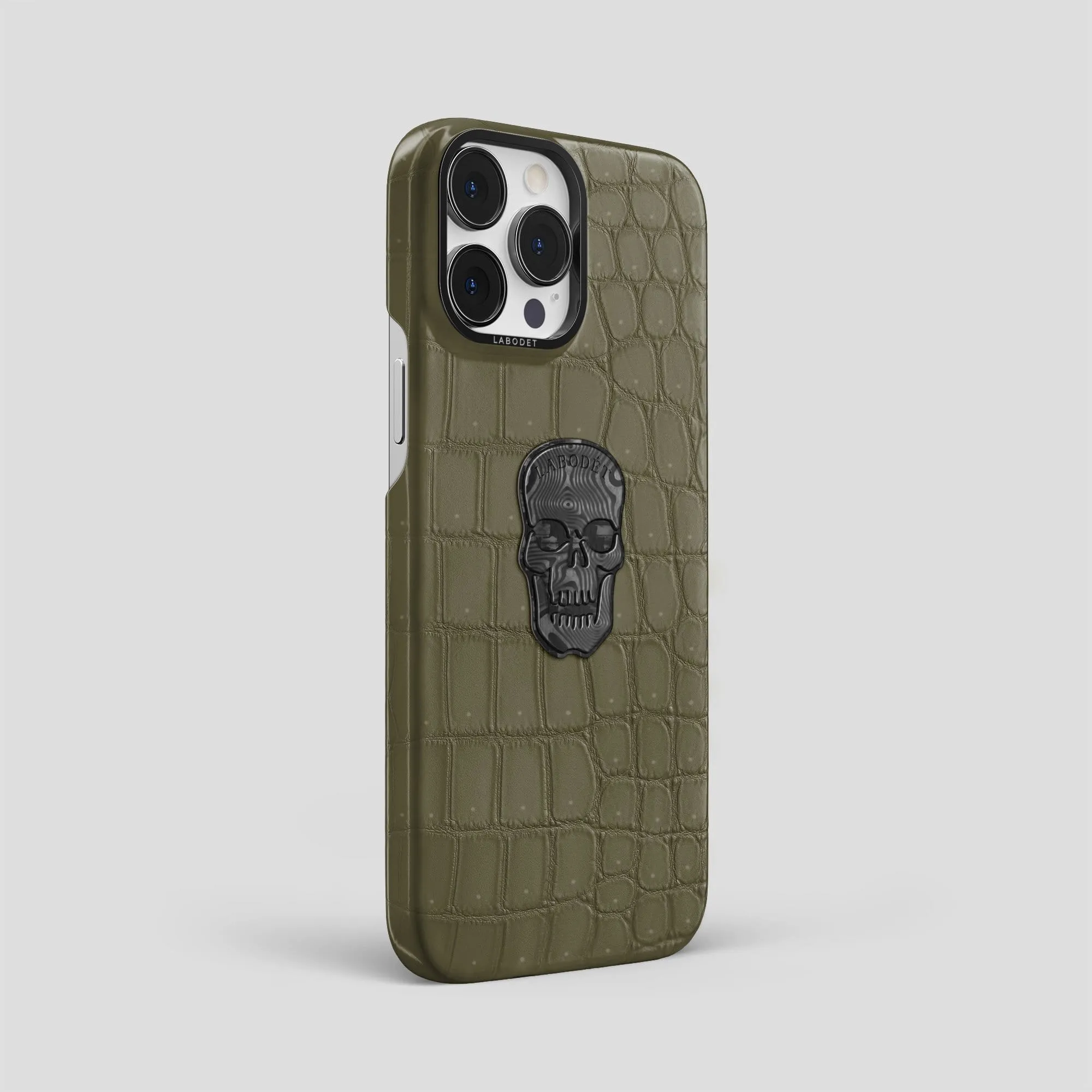 Classic Case with Carbon Skull For iPhone 13 Pro Max In Porosus Crocodile