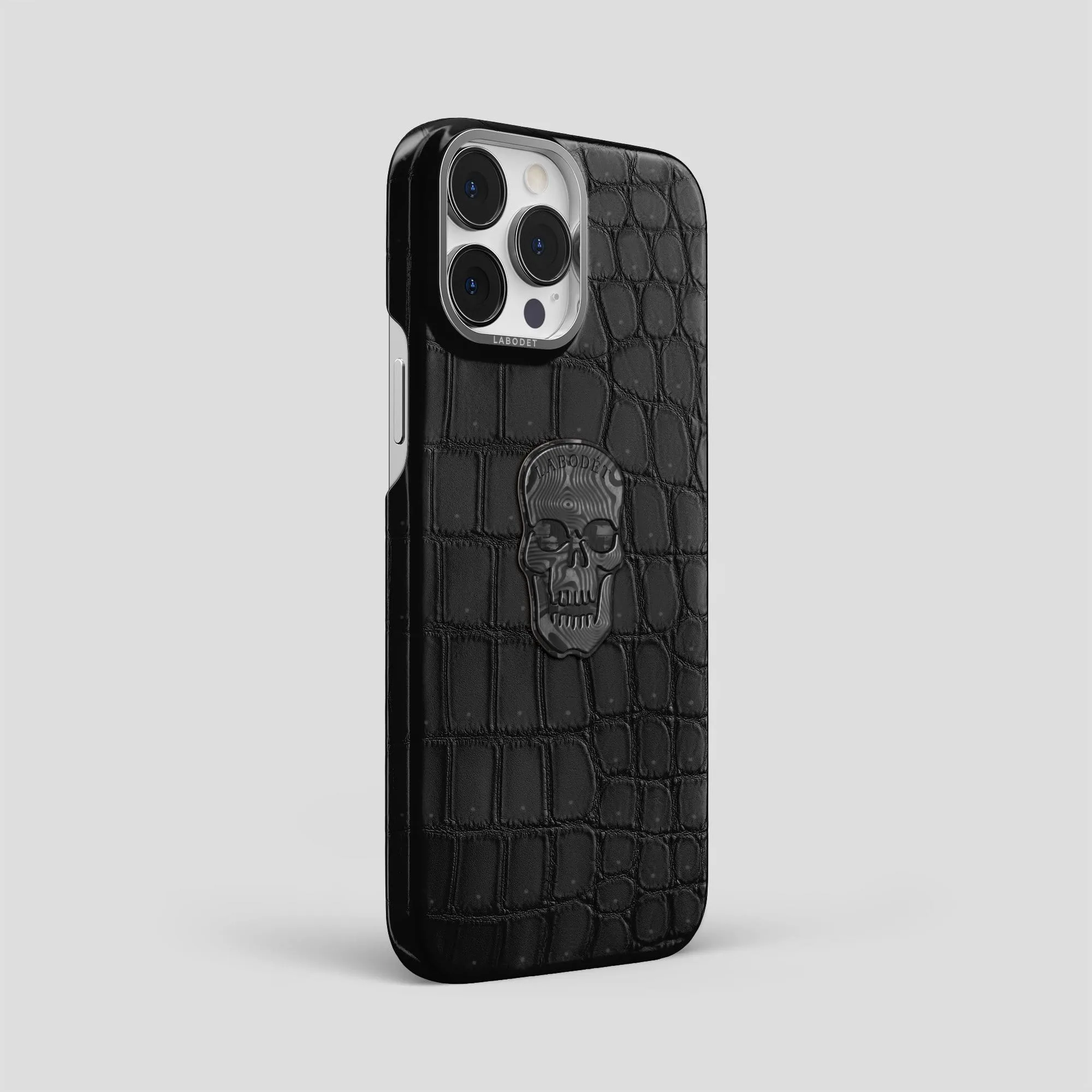 Classic Case with Carbon Skull For iPhone 13 Pro Max In Porosus Crocodile