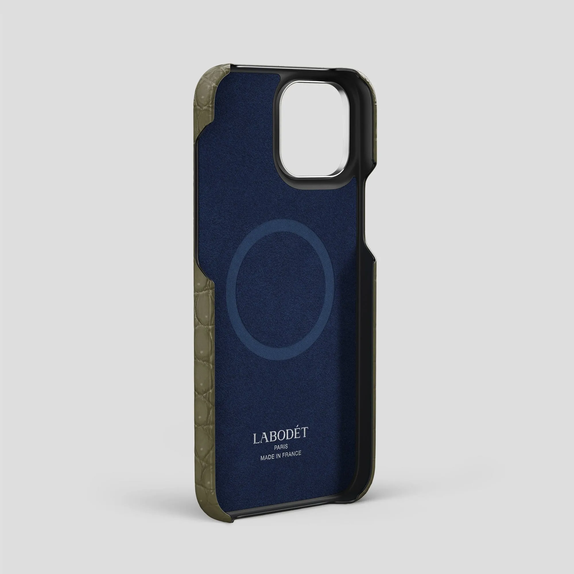Classic Case with Carbon Skull For iPhone 13 Pro Max In Porosus Crocodile