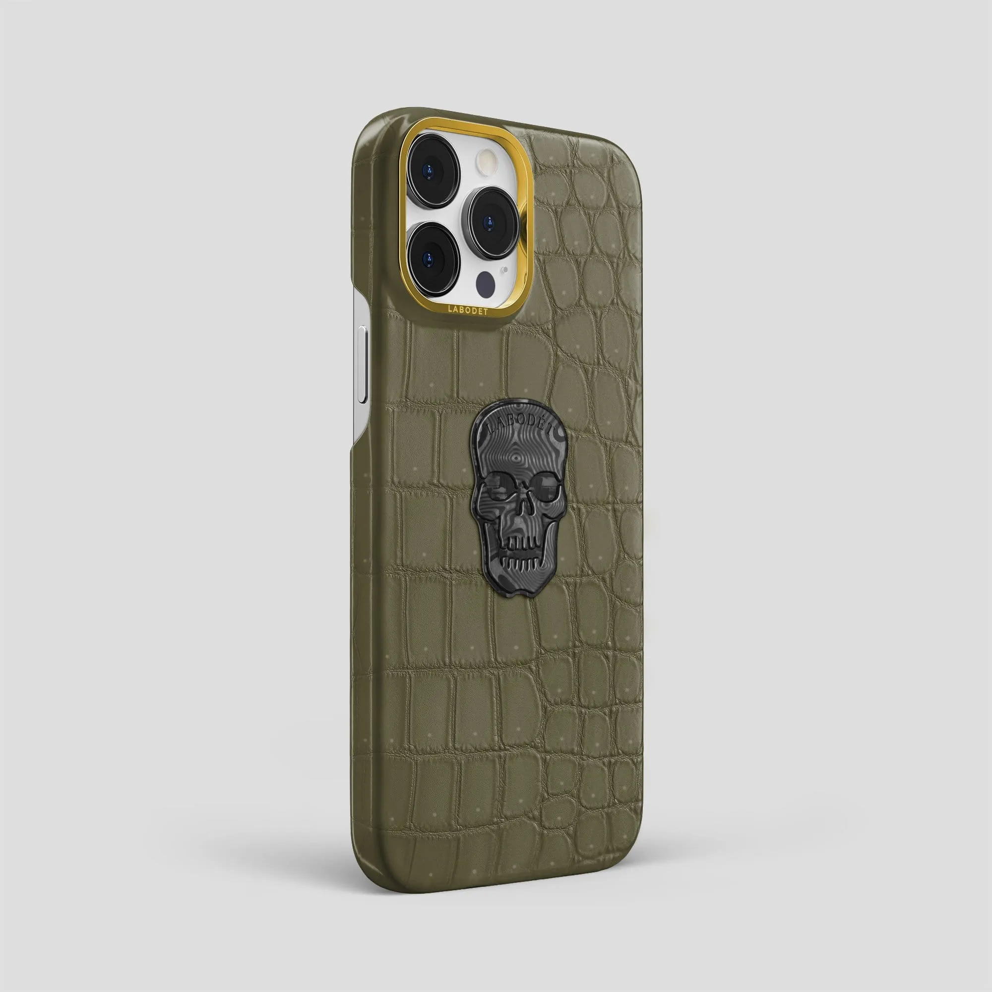 Classic Case with Carbon Skull For iPhone 13 Pro Max In Porosus Crocodile