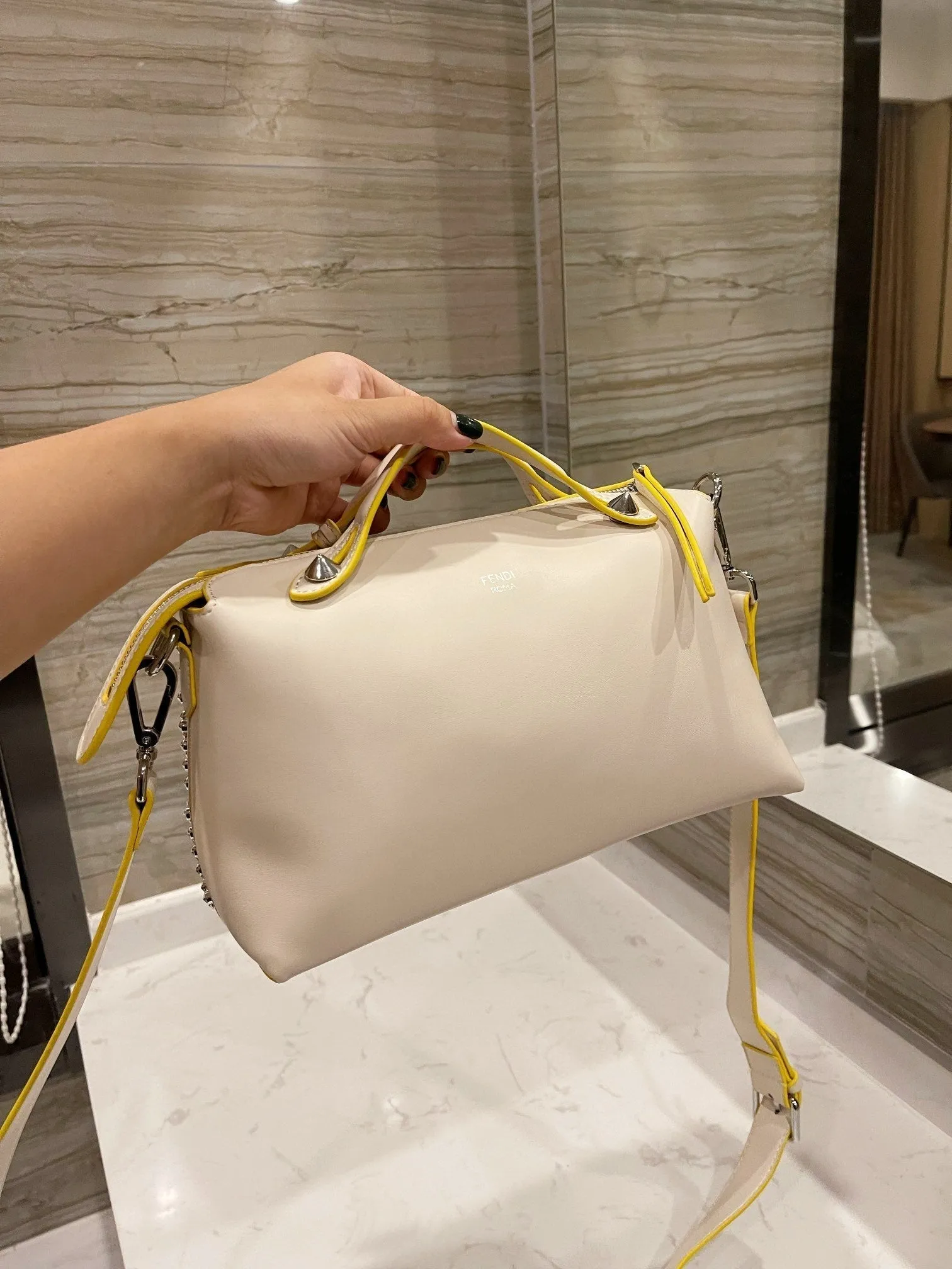 EN   Designer bags by Fendi 218