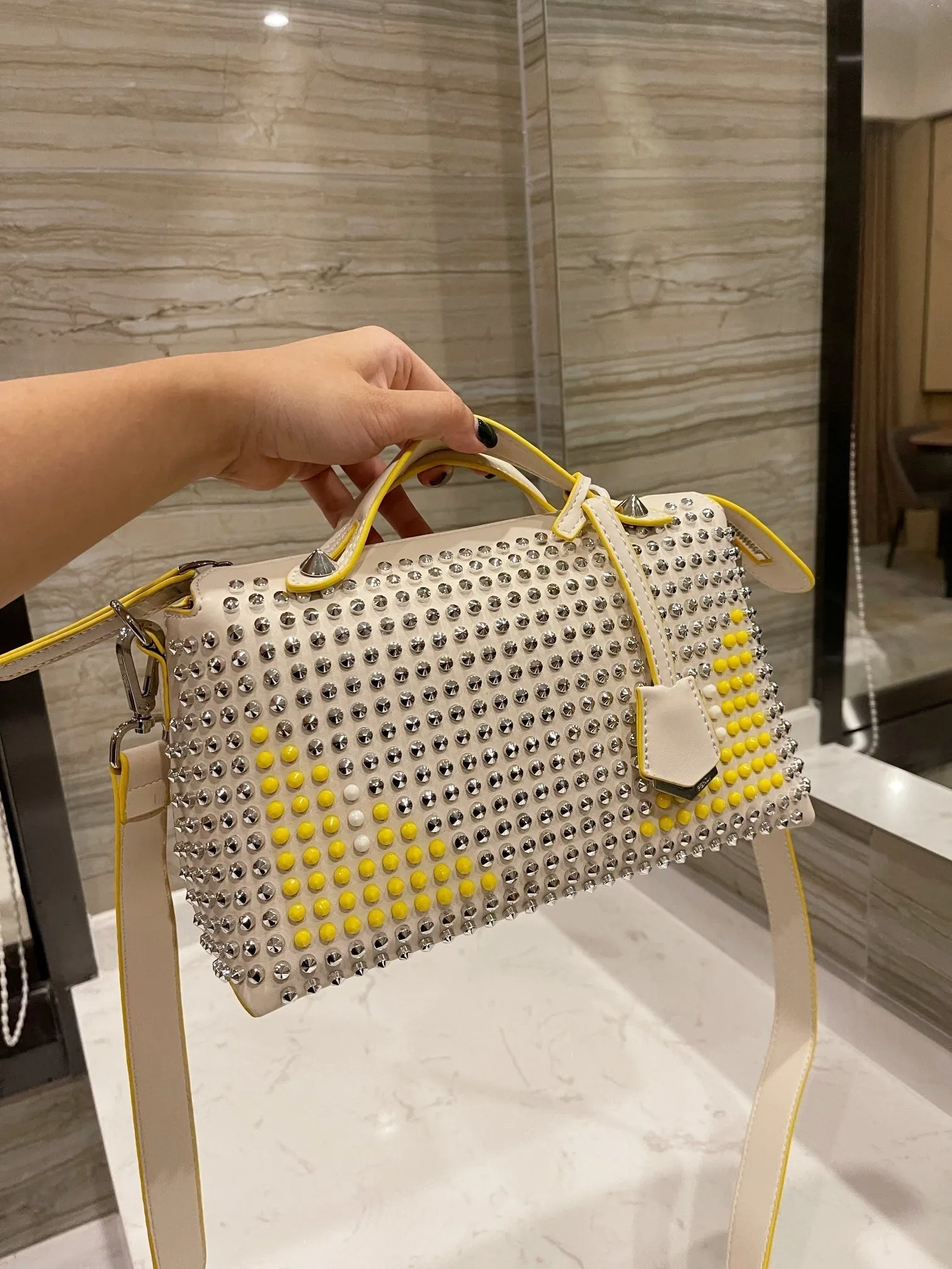 EN   Designer bags by Fendi 218