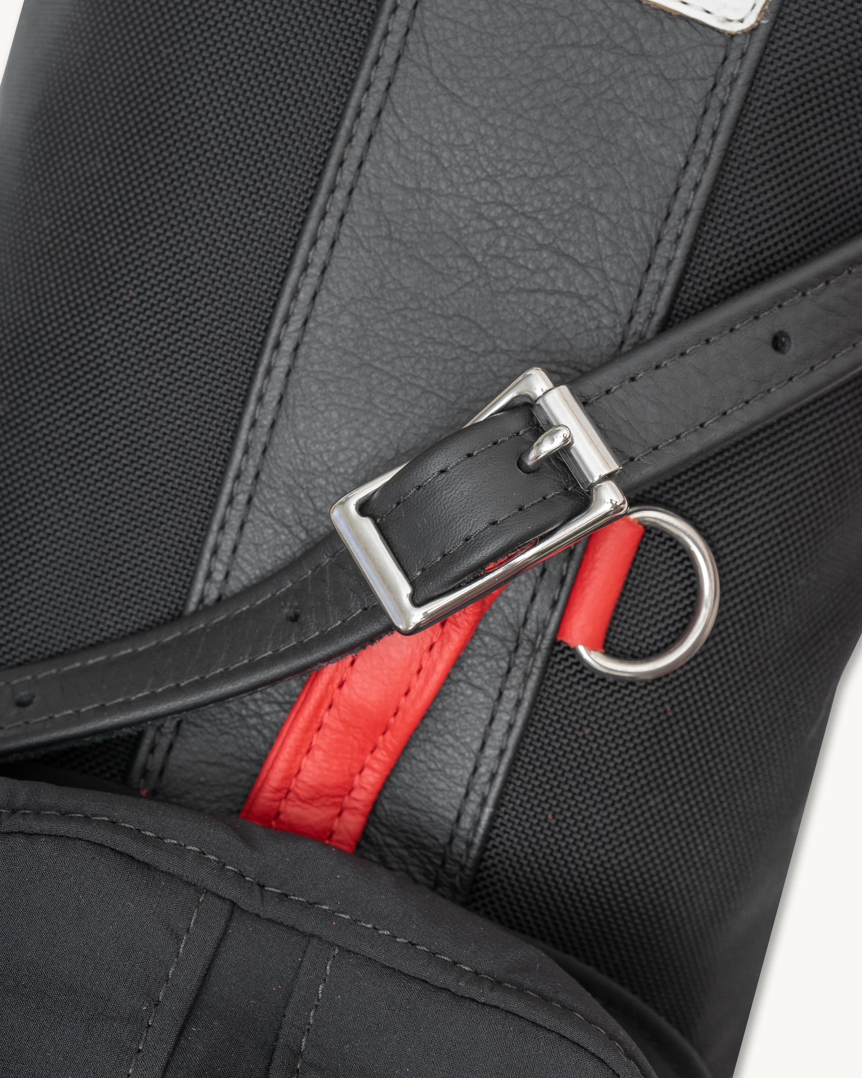 Exodus by Imperfects x Mackenzie 8” Mac Bag in Obsidian and Jett