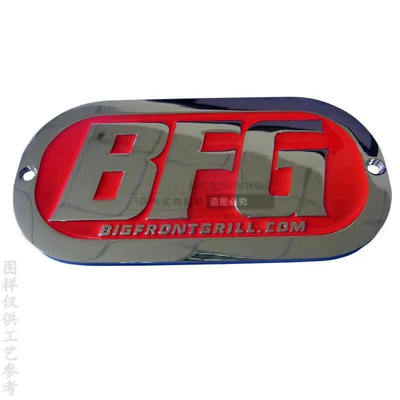 Globoidal metal suitcase label