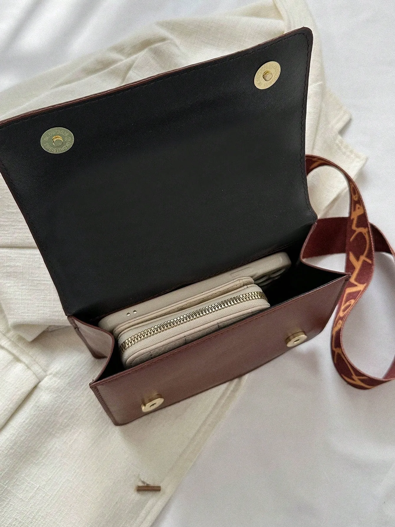 Lightweight,Business Casual Mini Chain Decor Flap Square Bag