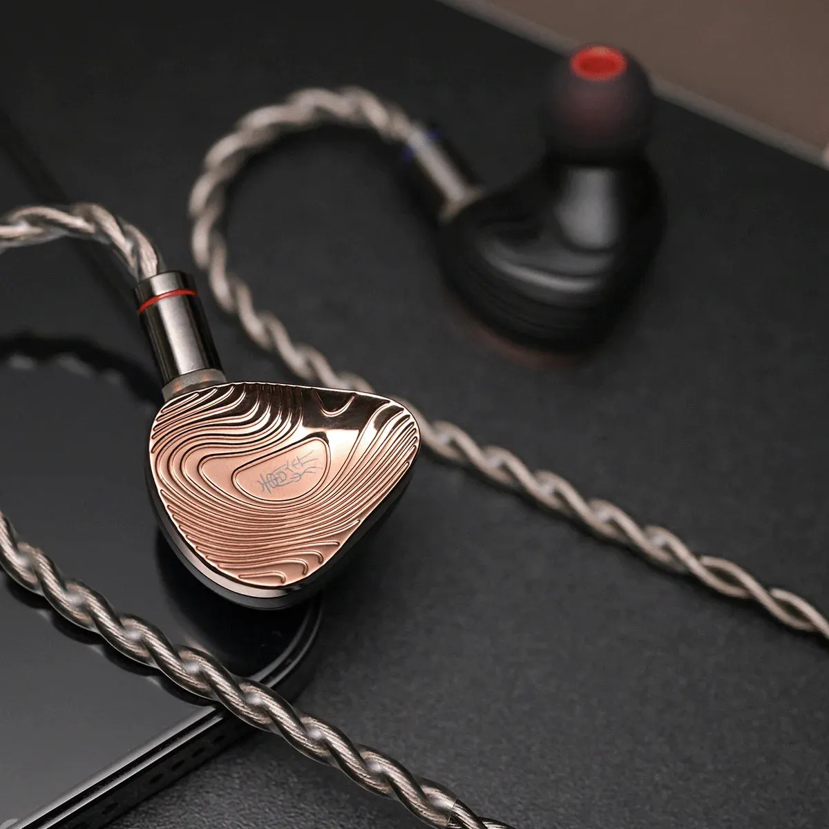 TANGZU Xuanwu Gate 1DD 4BA 2EST Multi Driver In Ear Monitor Wired HiFi IEM with AceOrpheus OurLaura WabiZone 1960saga Cable