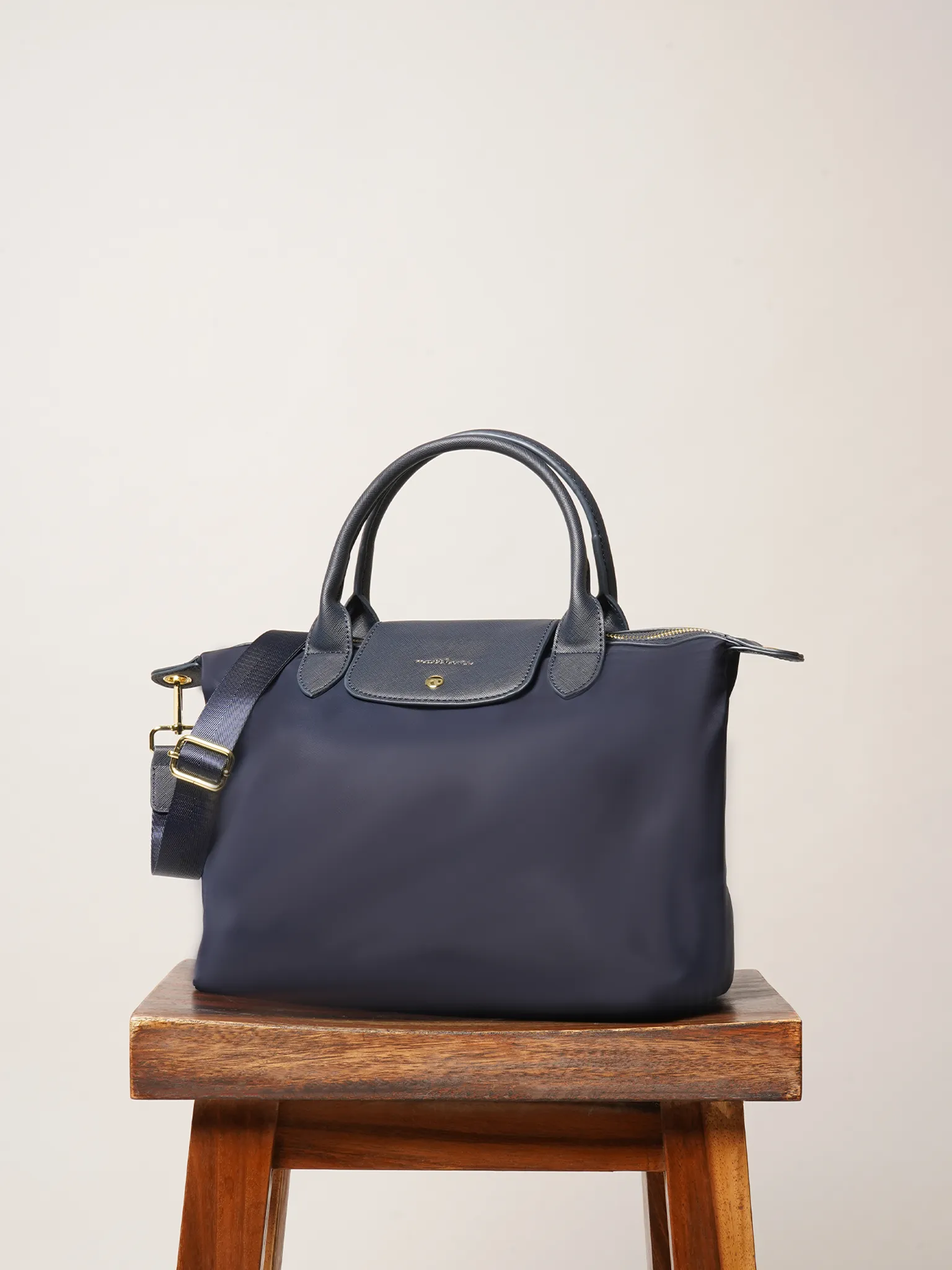 Verniece Shoulder Bag