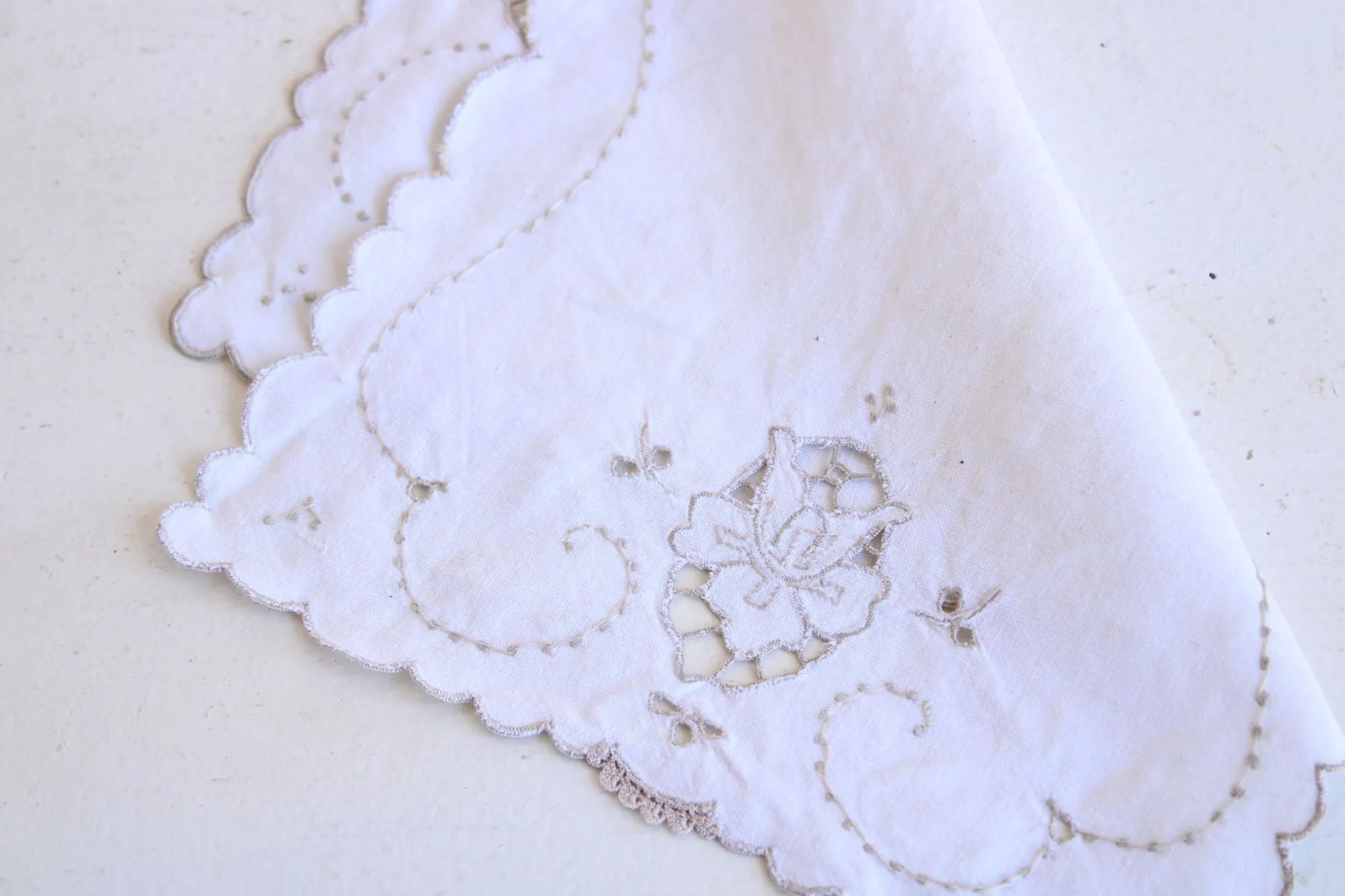 Vintage 1930s Linen Placemat or Doily, Beige With Embroidery