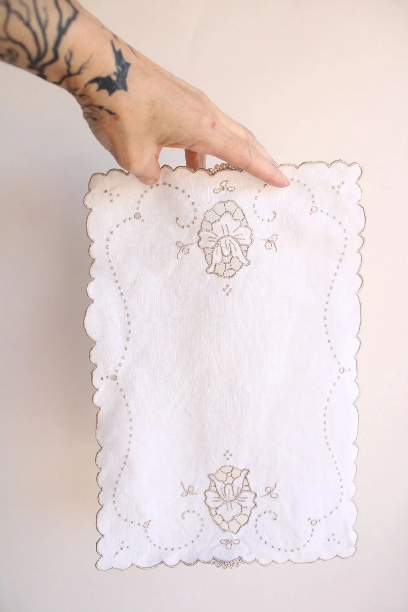 Vintage 1930s Linen Placemat or Doily, Beige With Embroidery