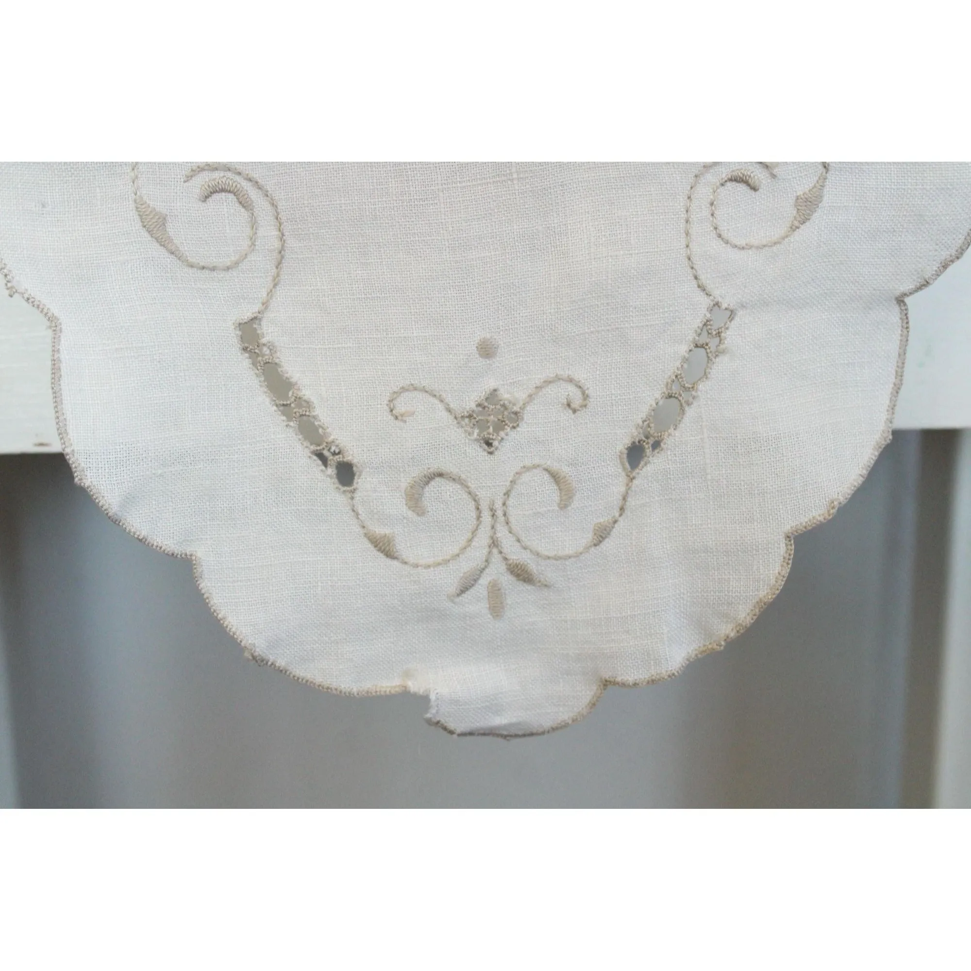 Vintage 1940s Off White Linen Doily With Brown Embroidery