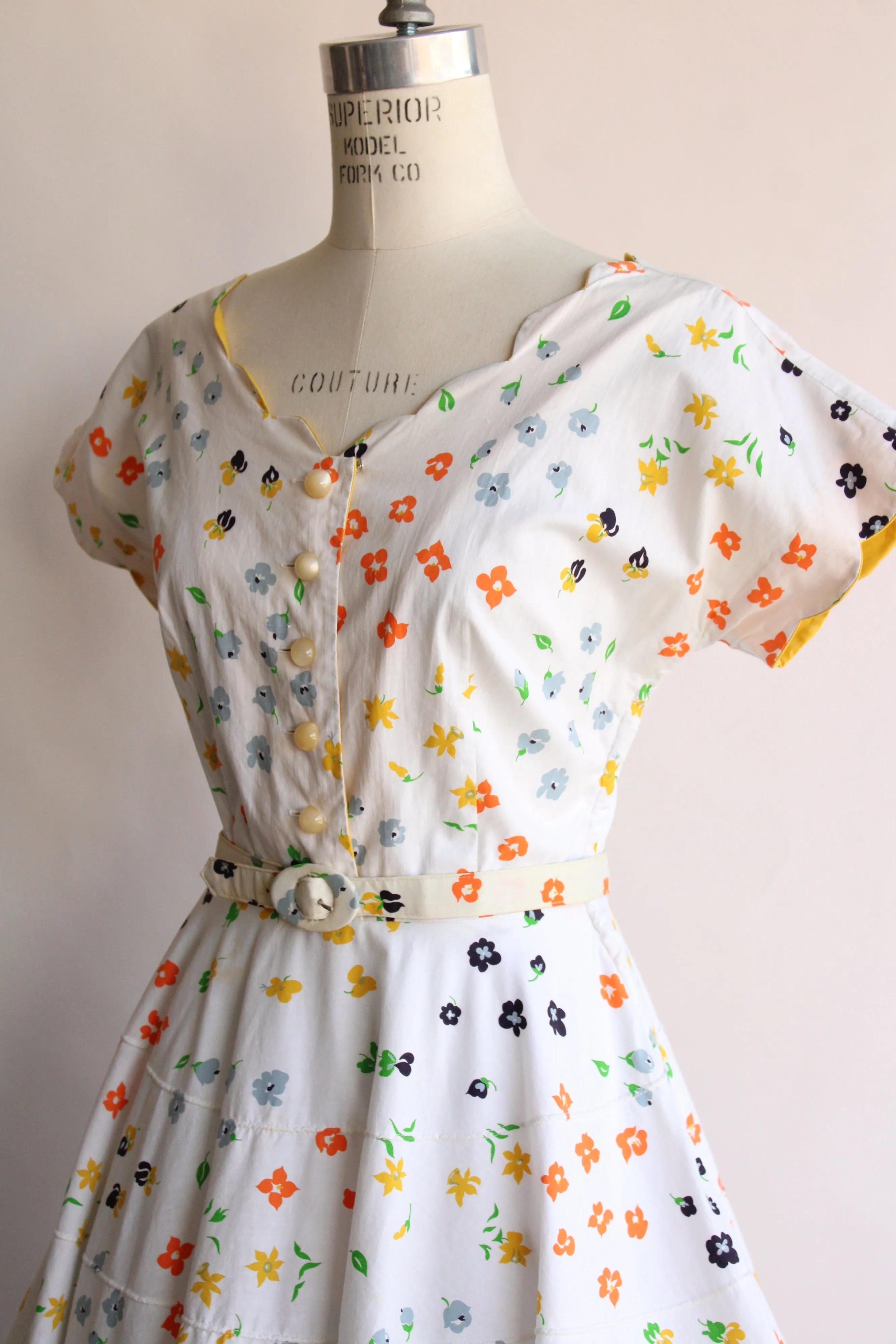 Vintage 1950s Fit and Flare Floral Dress with Belt