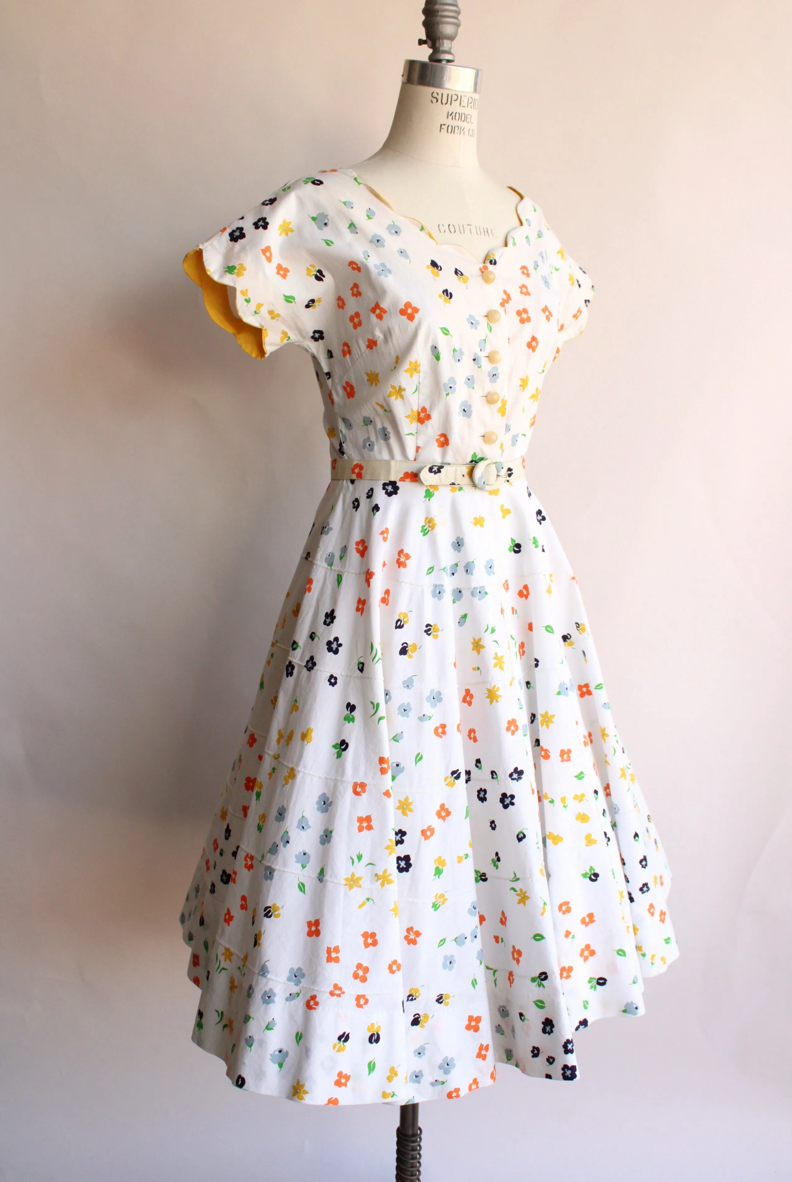 Vintage 1950s Fit and Flare Floral Dress with Belt