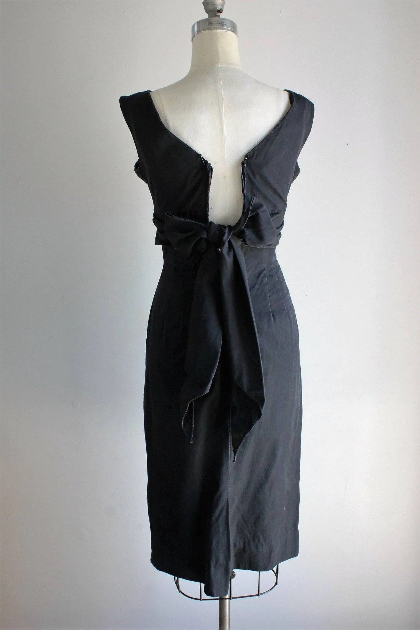 Vintage 1950s or 1960s Black Cotton Faille Dress