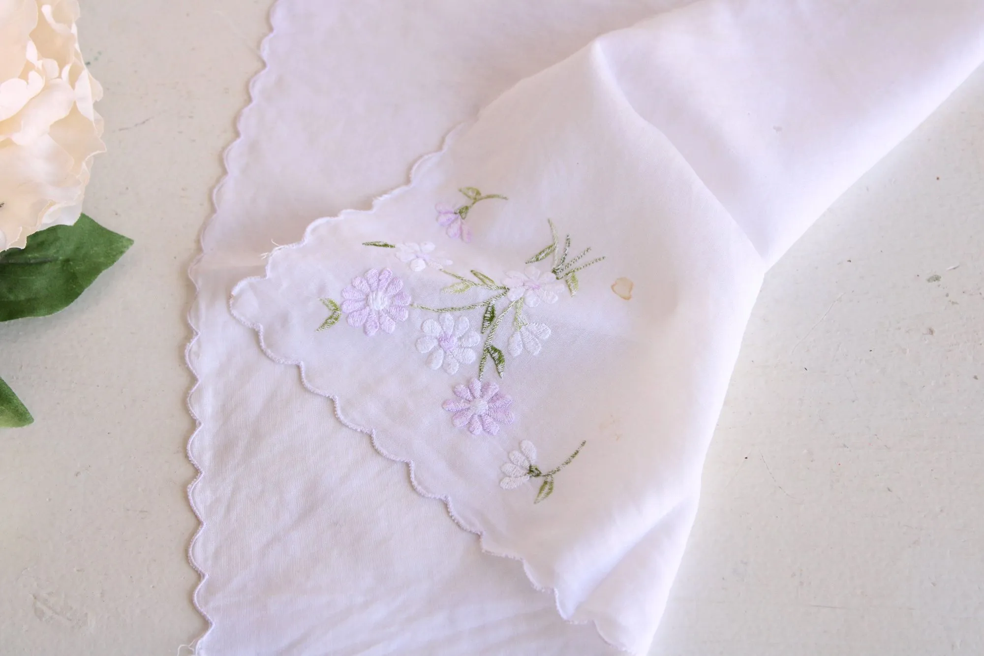 Vintage Handkerchief with Purple and White Daisy Flower Embroidery