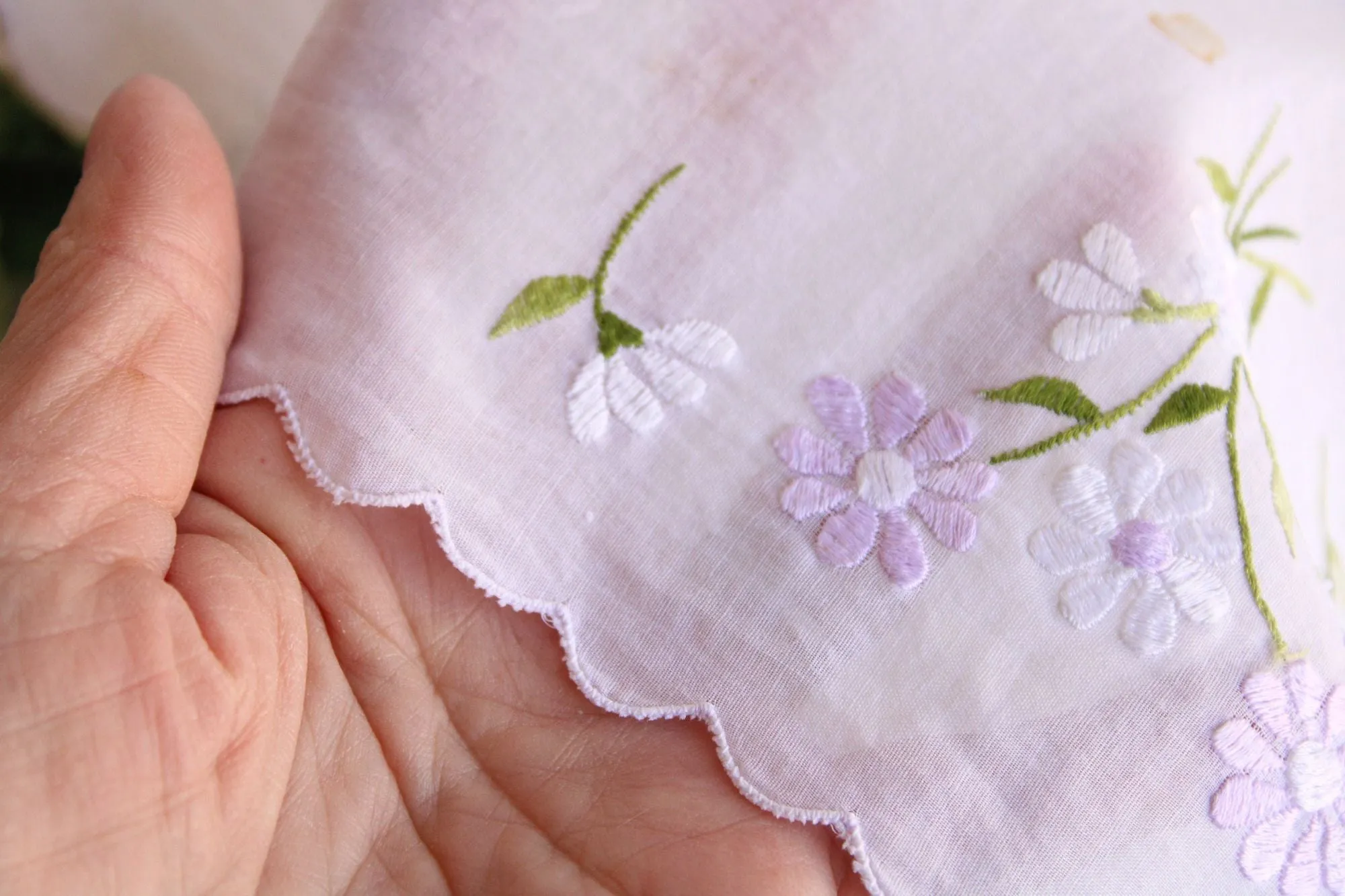 Vintage Handkerchief with Purple and White Daisy Flower Embroidery