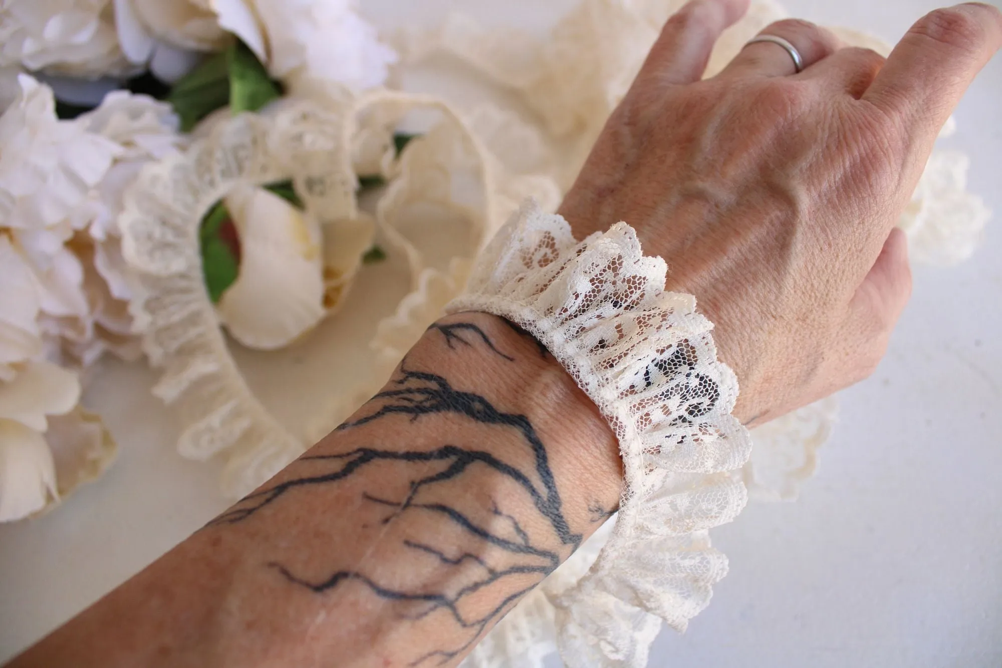 Vintage Ivory Ruffled Lace Trim, 1.25" wide, 4 Yards