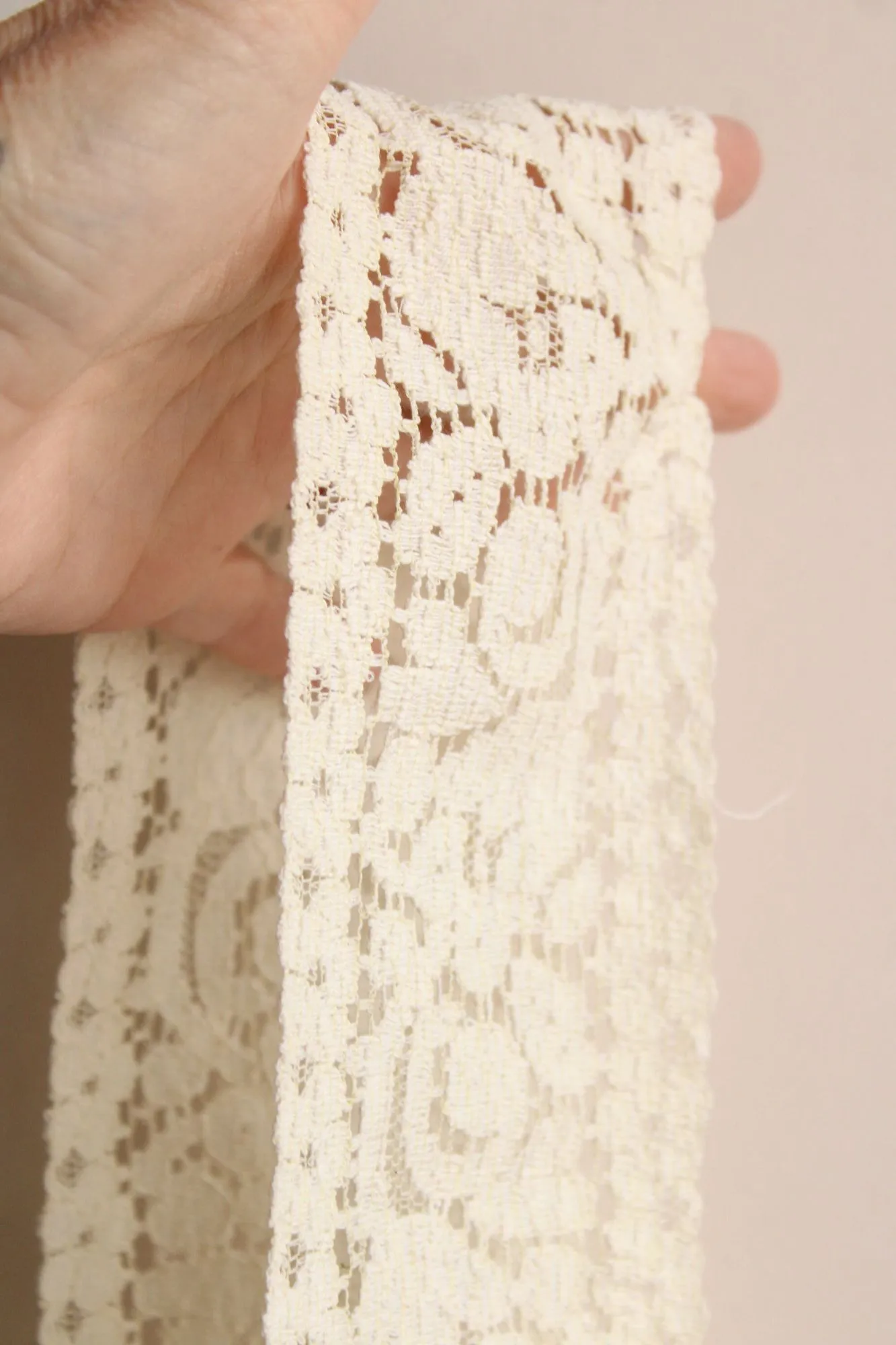 Vintage Lace Trim, Ivory Cotton Tulip Pattern 3.5" Wide, 4 Yards
