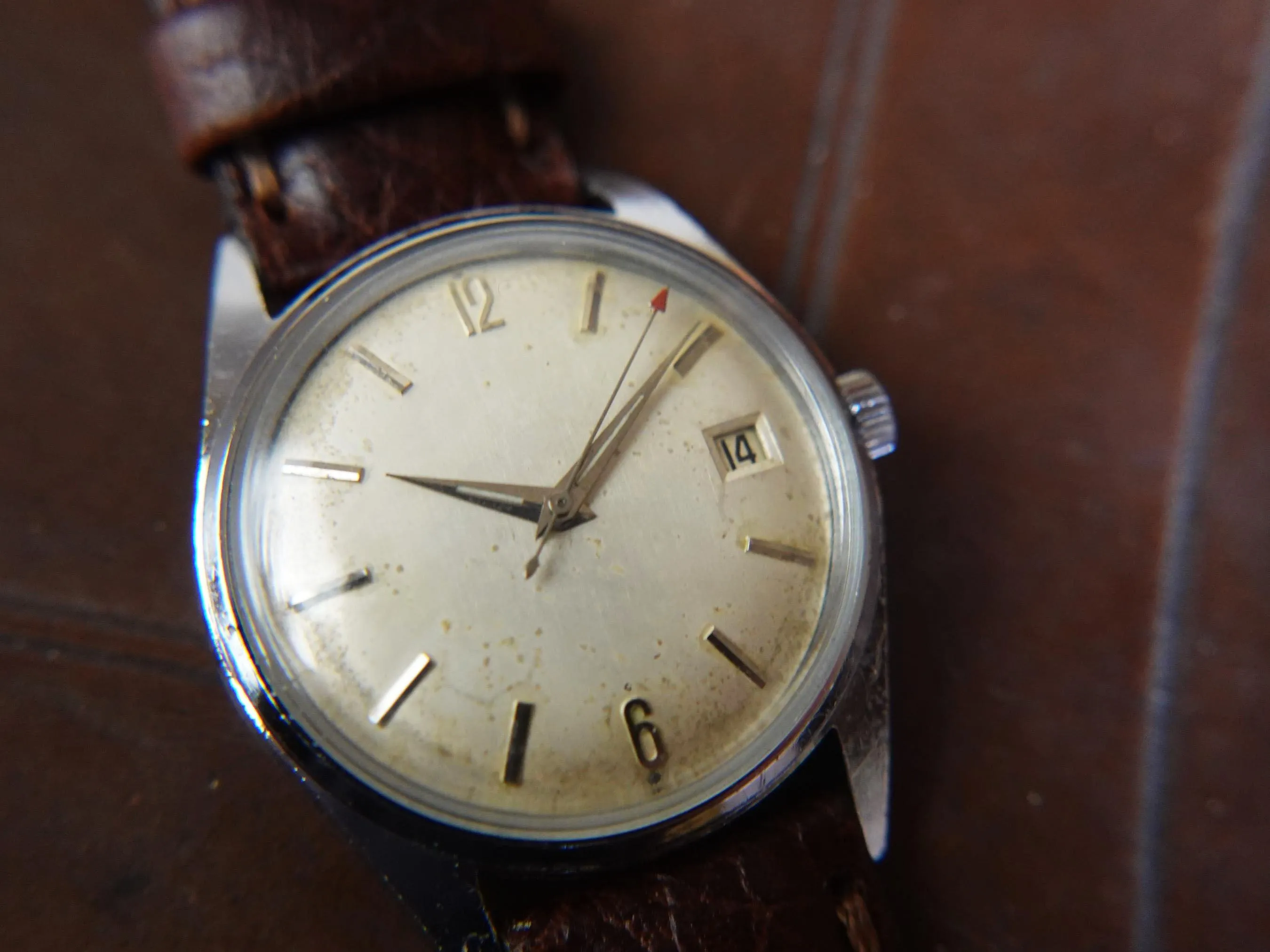 Vintage Lusina Antimagnetic 21 Jewel Mens Watch - Working