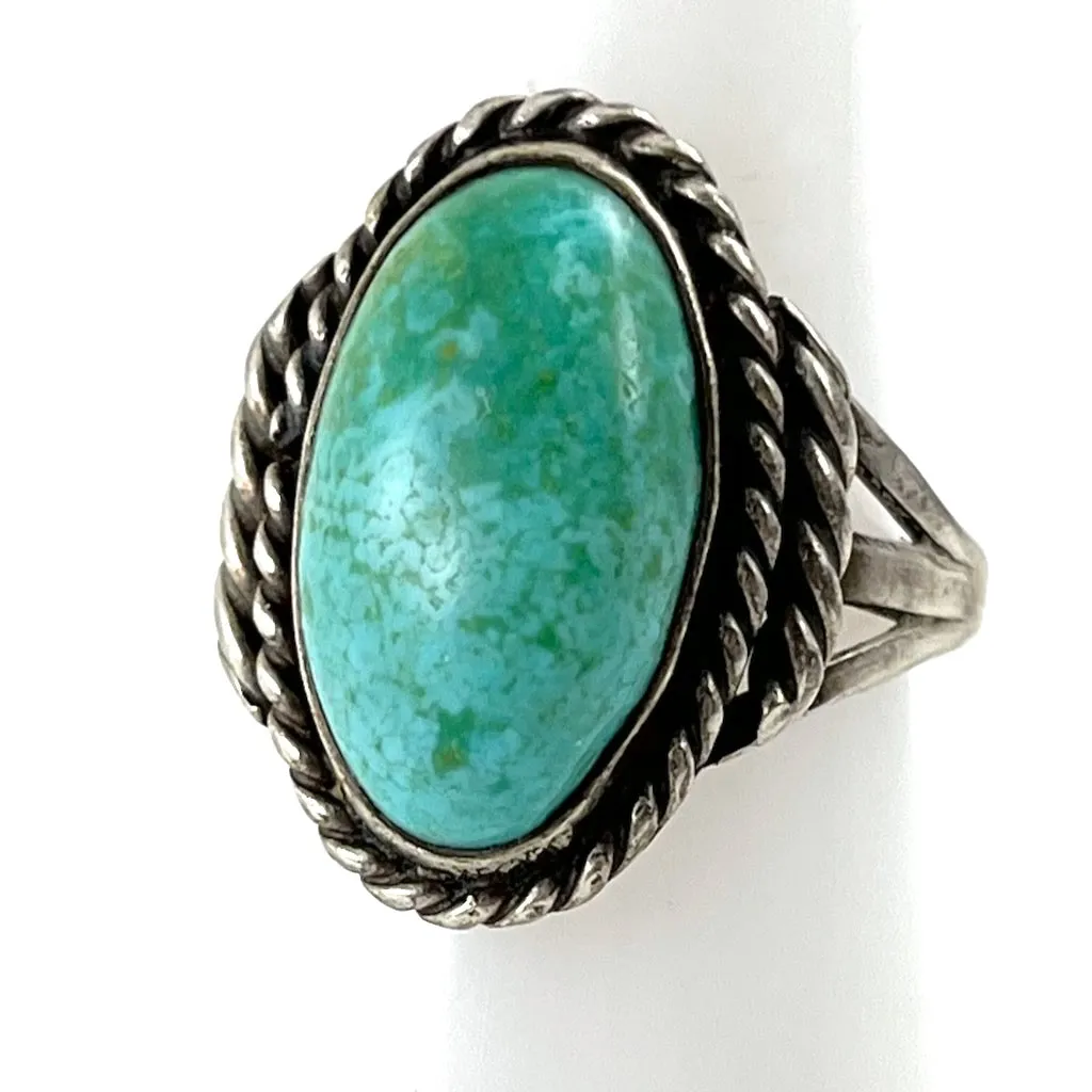 Vintage Navajo Ring<br>Size: 8.5