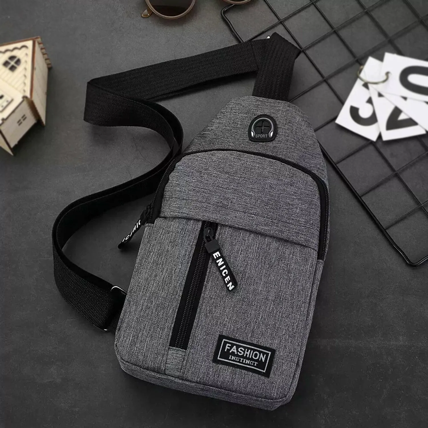 Waterproof Waist Bag for Travel & Charging (1 Pc)