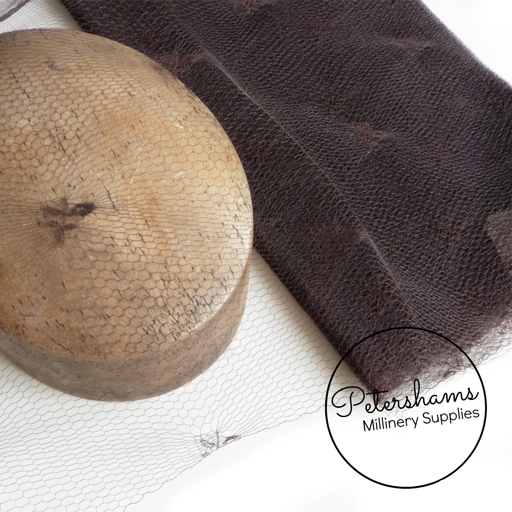 'Wilma' Vintage 1940s Dark Brown Floral Pattern Veiling - 1m