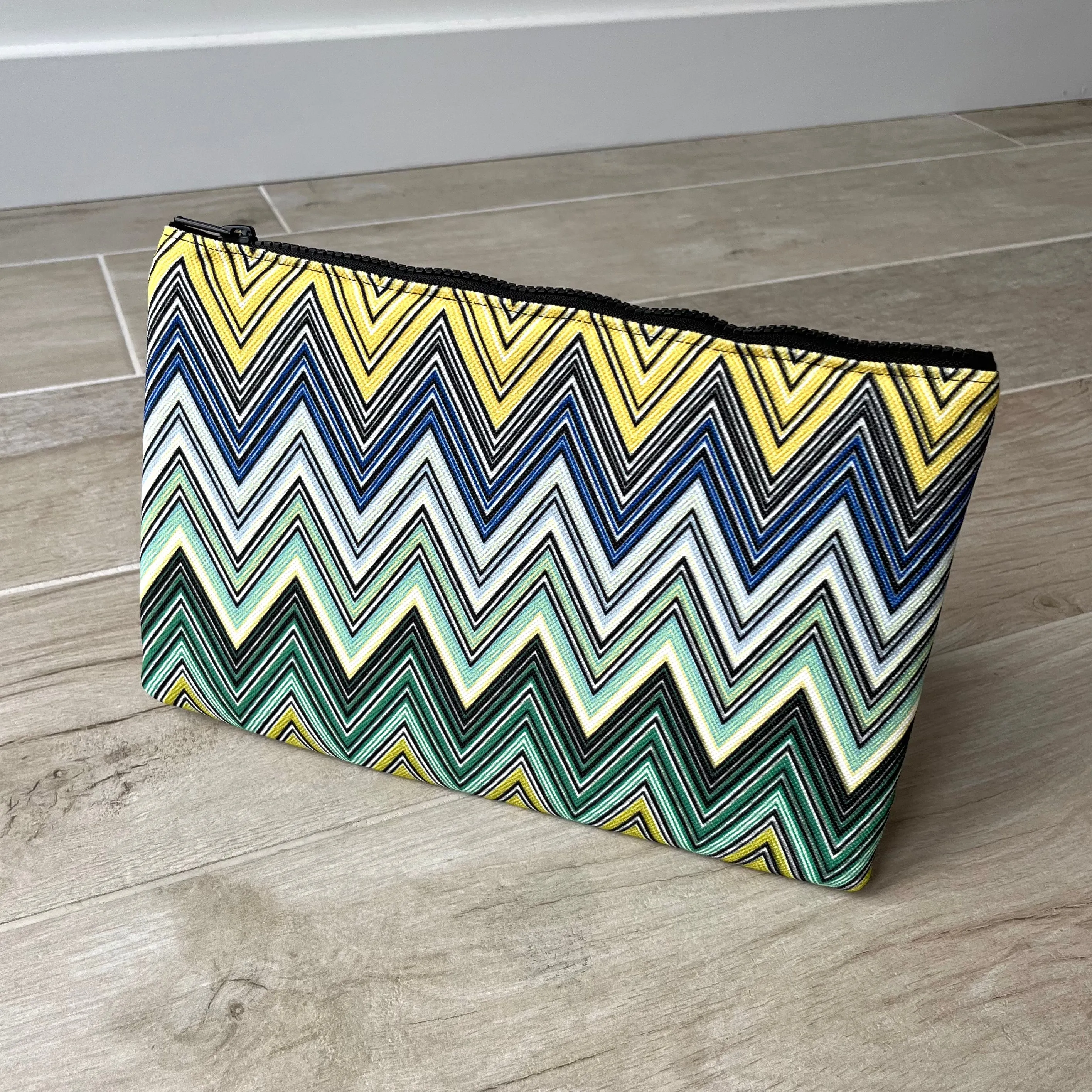 Zig Zag Pouch